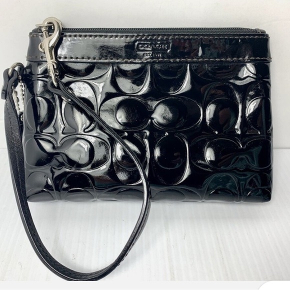 Coach Signature Stitch Patent Leather Wristlet-EUC - Picture 1 of 11